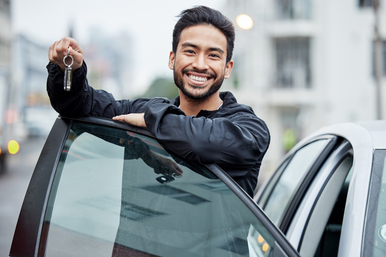 Why Bar and Nightclub Clients Need Hired and Non-Owned Auto Liability Coverage