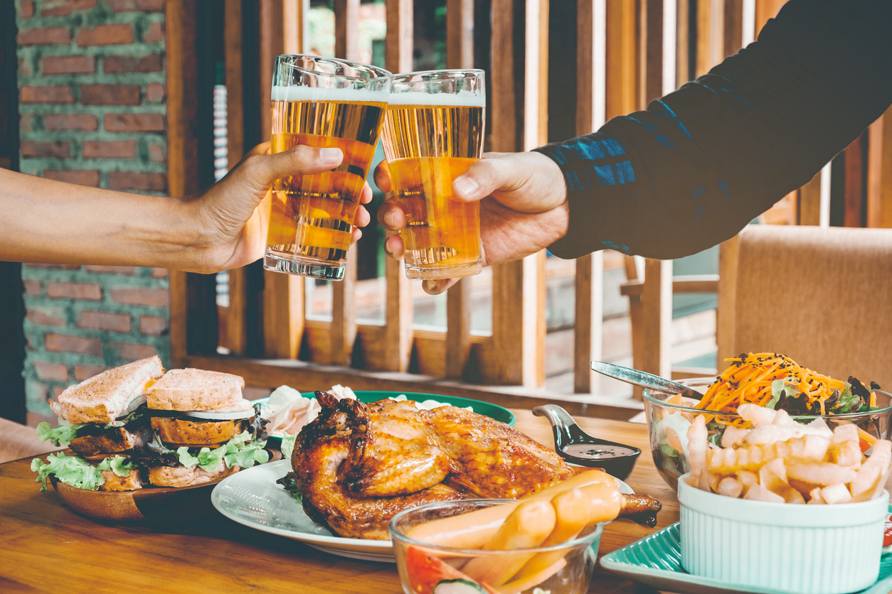Thanksgiving Events: What Every Bar Owner Needs To Know About Insurance