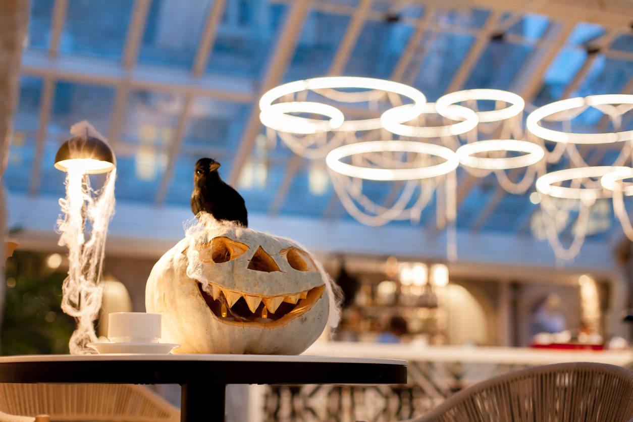 How Restaurants Can Celebrate Halloween: Amazing Ideas to Try