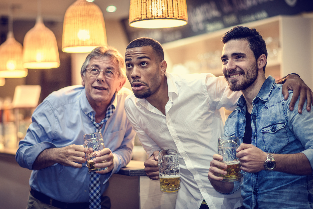 How A Sports Bar Can Improve Their Business During Slow Times
