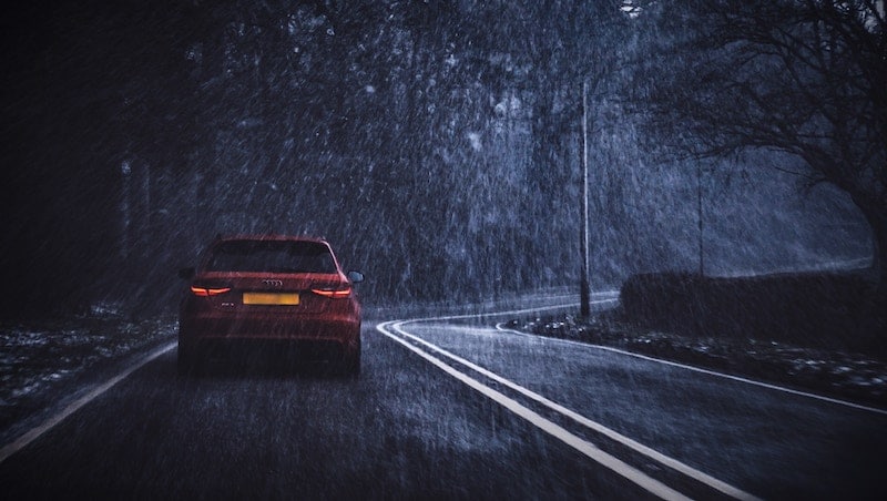 Five Useful Tips for Driving Safely in the Dark