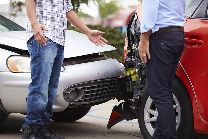 How to Deal with an Uninsured Motorist After an Accident