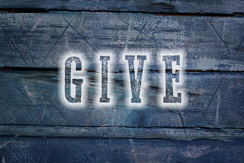 4 Ways to Give Thanks By Giving Back to Your Community