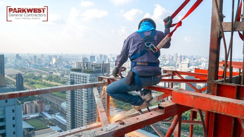 Navigating the Hazards: 4 Common Risk Factors on Construction Projects